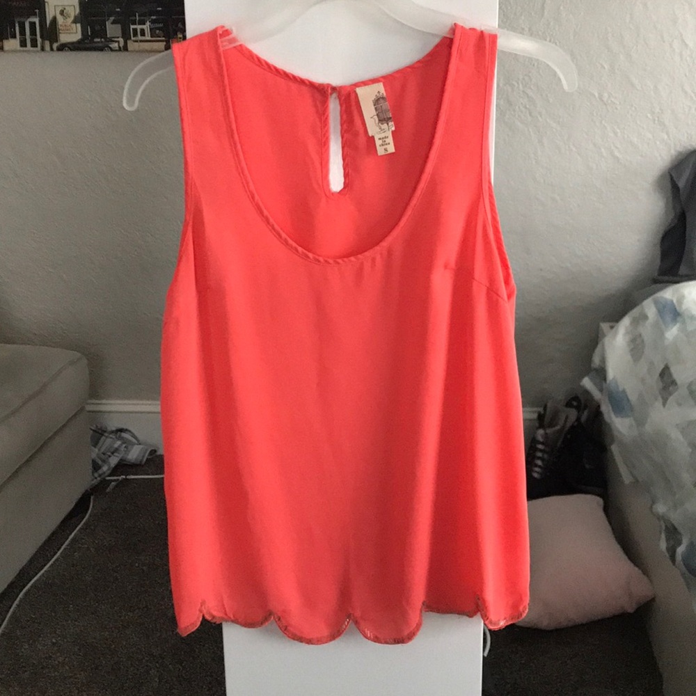 Coral tank top